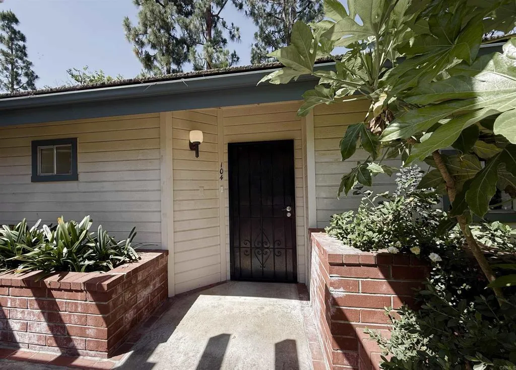https://cdn.realtyfeed.com/cdn/127/306724829/a7c09f6652a3a0118c3984cf7edfdc26.webp