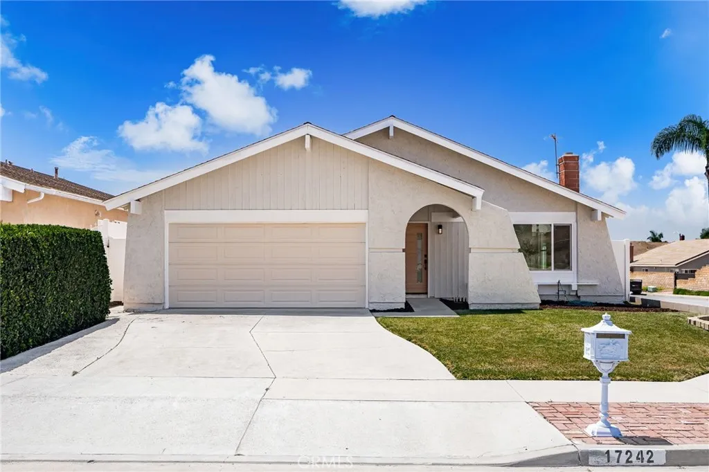 Yorba Linda, CA 92886