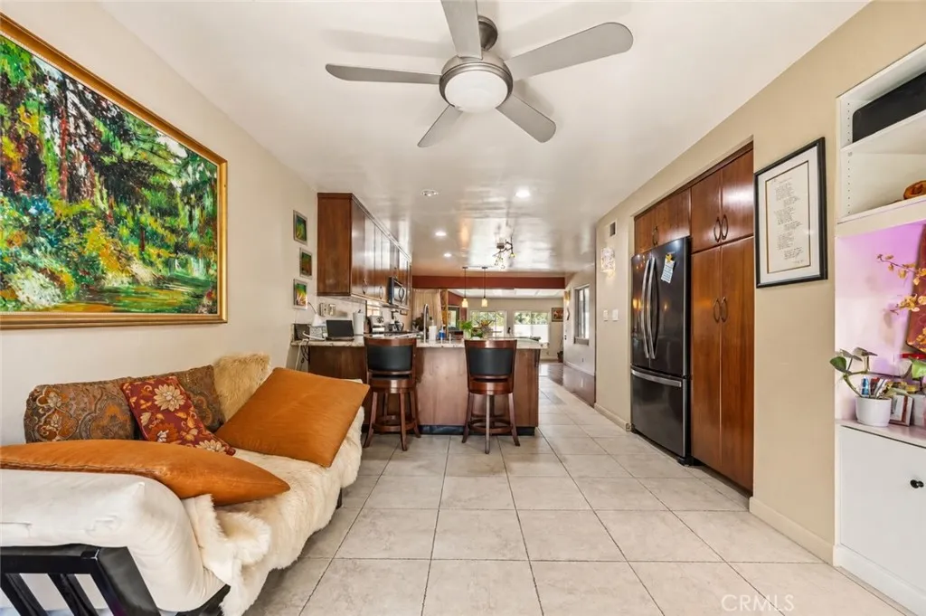 https://cdn.realtyfeed.com/cdn/127/306724834/4aa5c8c38effd944b21e88a287ef86f4.webp