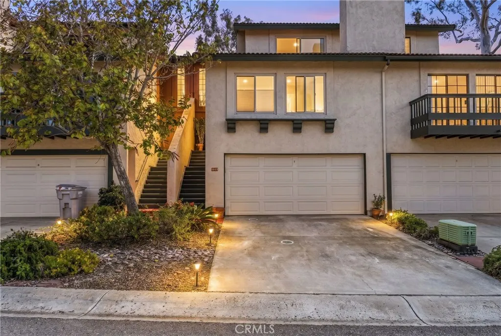 https://cdn.realtyfeed.com/cdn/127/306724834/5cfa19eeea6bb7313cd7cb7bbb2770c1.webp
