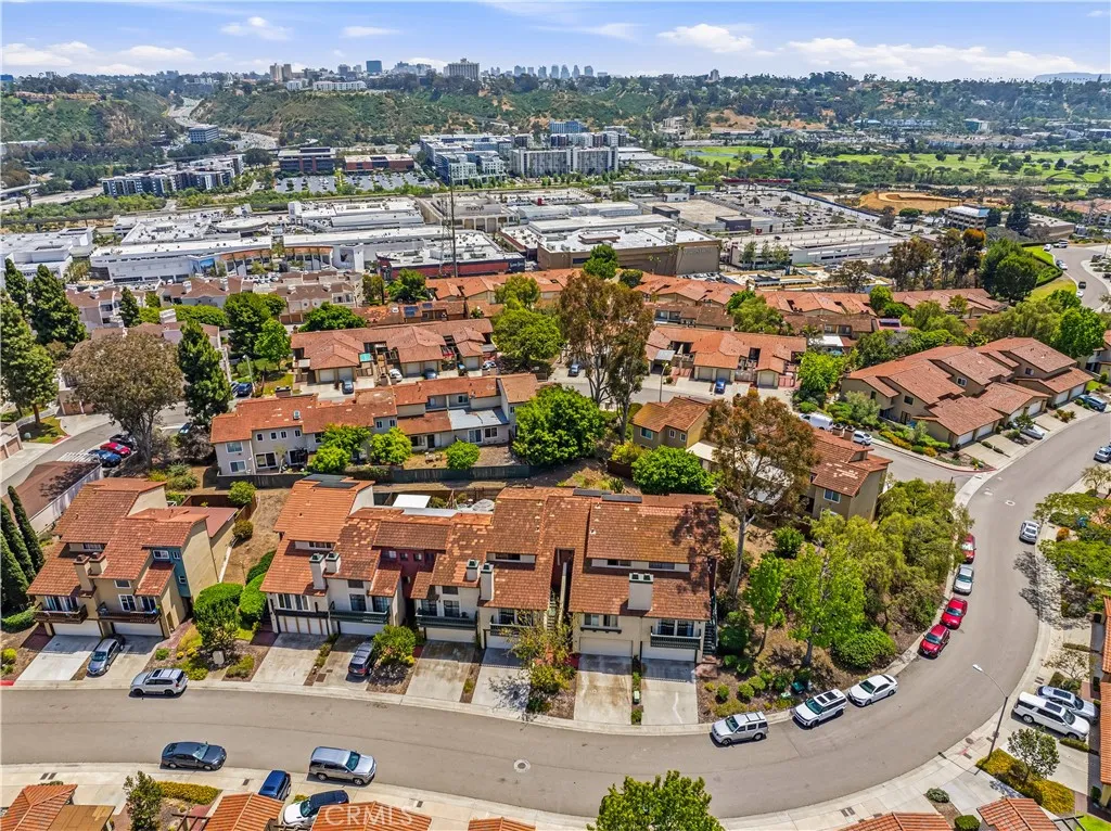 https://cdn.realtyfeed.com/cdn/127/306724834/6871f44922288f29a4506bab6fd08b38.webp