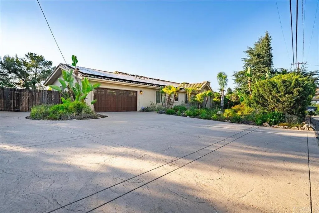 https://cdn.realtyfeed.com/cdn/127/306724920/094a2bb36e5cbd13bff9d3c447c8eed6.webp