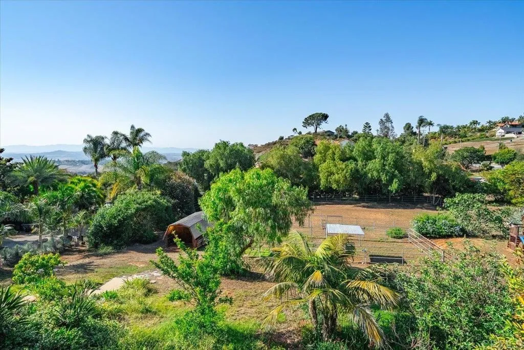 https://cdn.realtyfeed.com/cdn/127/306724920/61166be35d804b0e146d3565557db9c1.webp