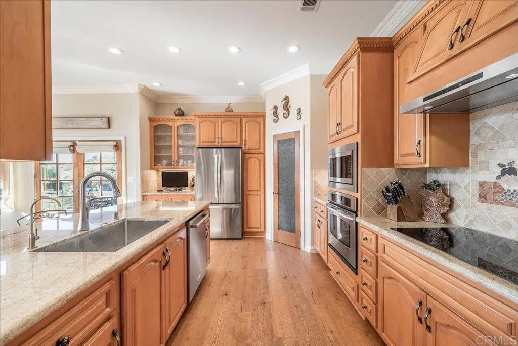 https://cdn.realtyfeed.com/cdn/127/306724920/85bc26981af97a86835f0eb6dc4079cd.webp