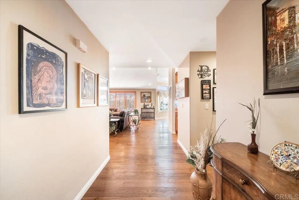 https://cdn.realtyfeed.com/cdn/127/306724920/9c9cc7db25f2ffea0adb2a9f2c428ac6.webp
