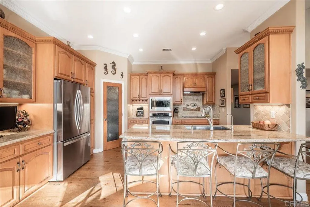 https://cdn.realtyfeed.com/cdn/127/306724920/a9bbb7e1126cc7abeae138d28ae459b3.webp