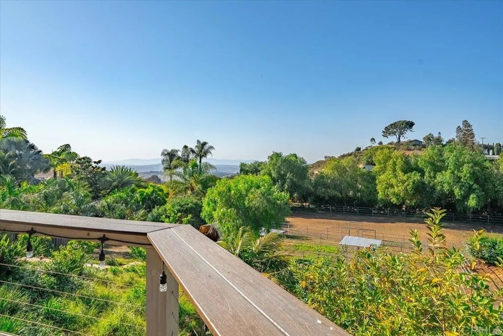 https://cdn.realtyfeed.com/cdn/127/306724920/d7615d8a5ee6580e9abb43375b2caffc.webp