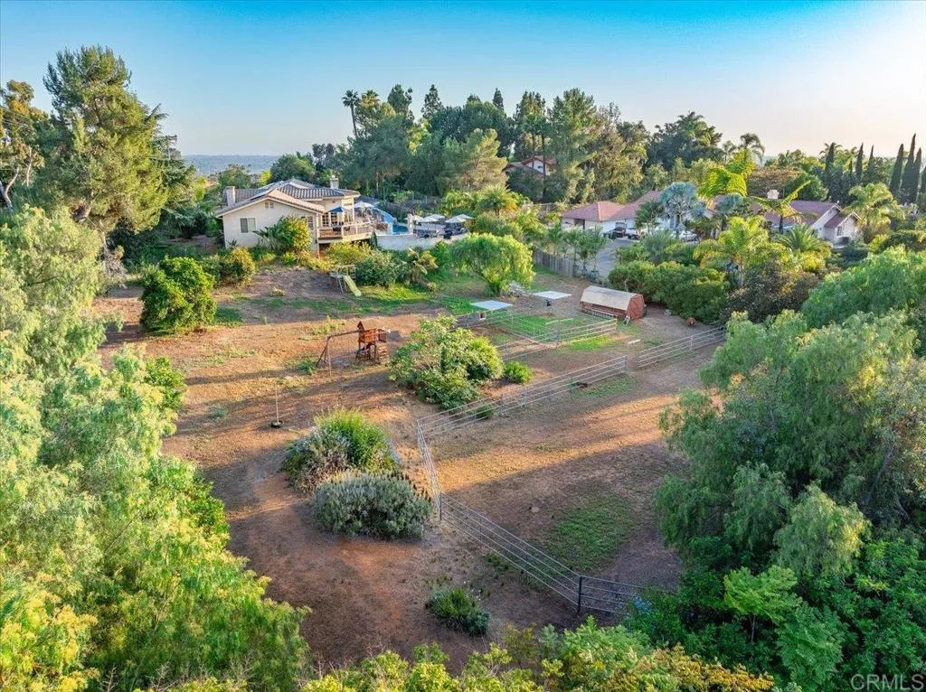 https://cdn.realtyfeed.com/cdn/127/306724920/d7d7710bbe7fd57798bd1899b5e93986.webp