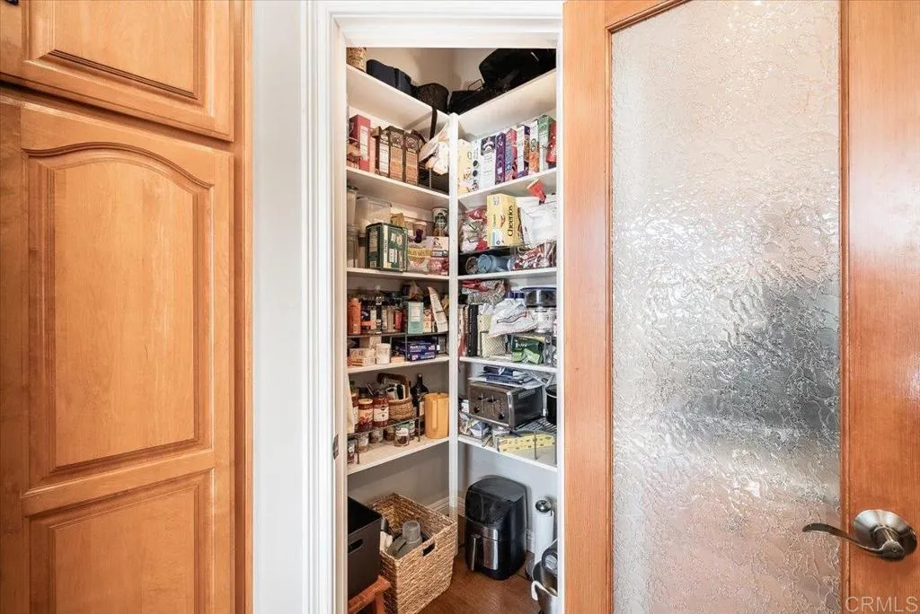 https://cdn.realtyfeed.com/cdn/127/306724920/f6640697d696ea4d15fb6df8e4fd3966.webp