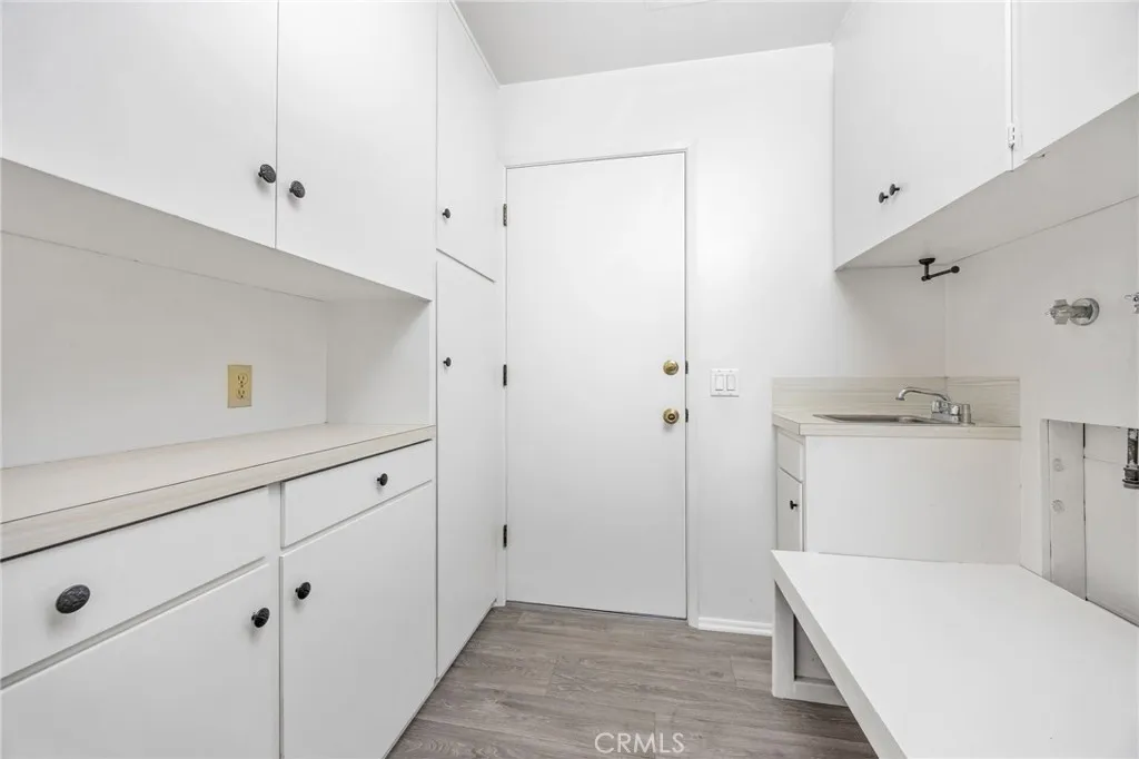 https://cdn.realtyfeed.com/cdn/127/306724929/13b1845199dae4c28fd082e1fb2643bf.webp
