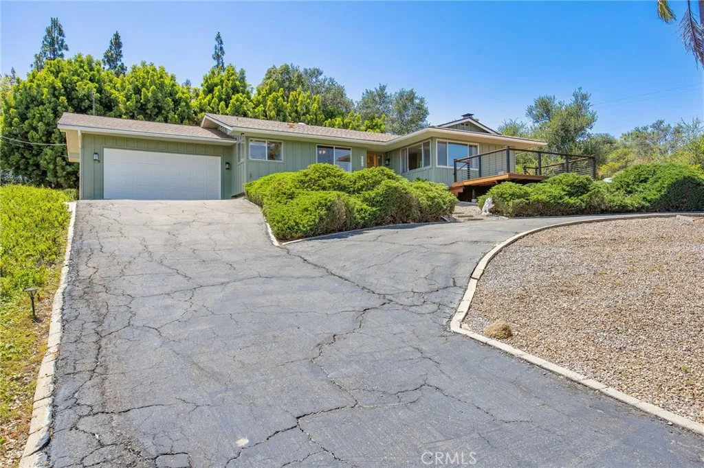 https://cdn.realtyfeed.com/cdn/127/306724929/511ca9d8242c2e3b485d8b6f32bcaa6c.webp