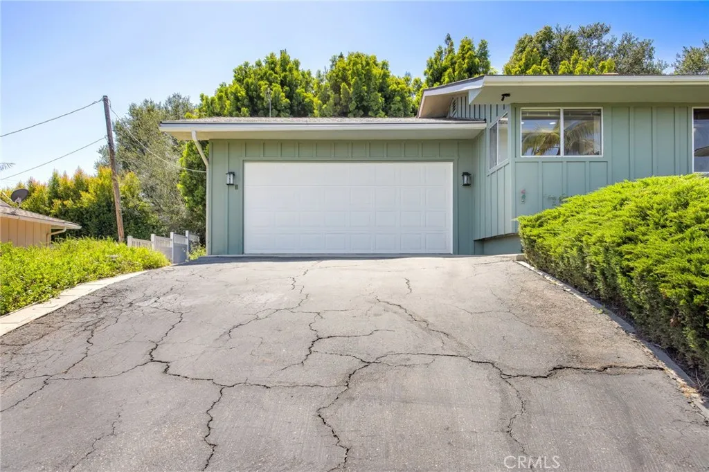 https://cdn.realtyfeed.com/cdn/127/306724929/5f5d41f4924f096c912beb8a0cdffc48.webp