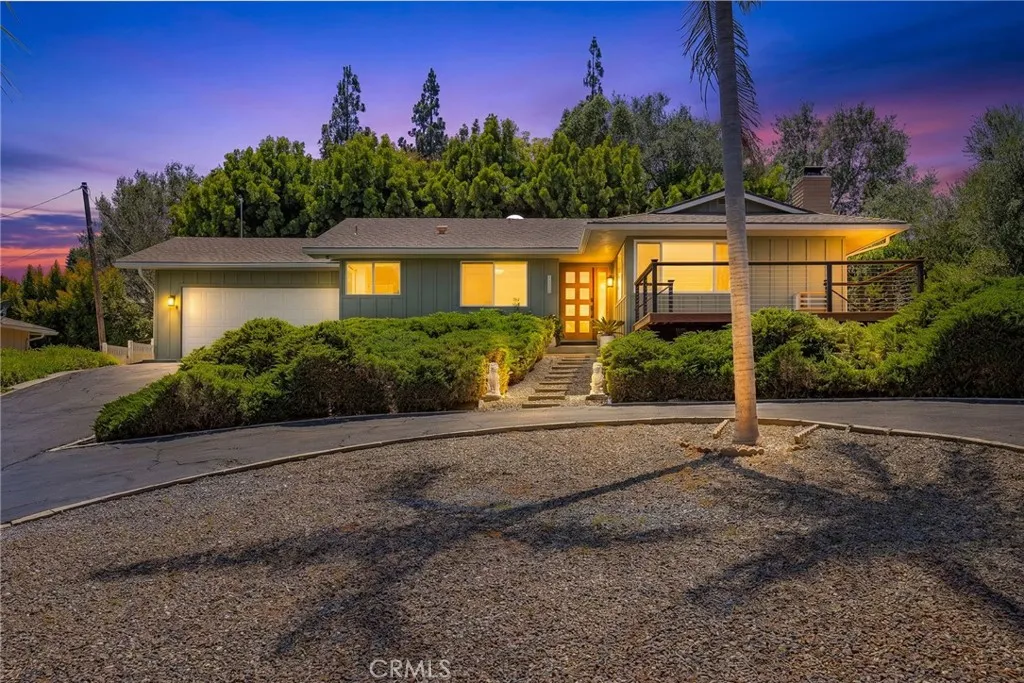 Fallbrook, CA 92028