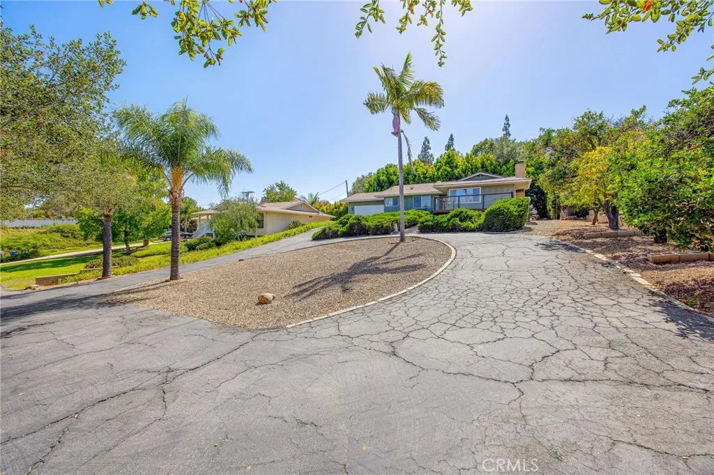 https://cdn.realtyfeed.com/cdn/127/306724929/9ec6a316f287ebdb5ea8553fce0616fd.webp