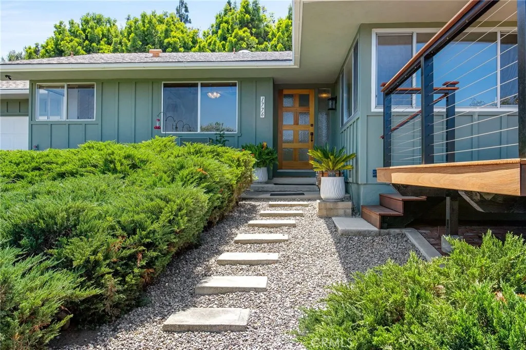 https://cdn.realtyfeed.com/cdn/127/306724929/b2884a1359cf436ee189731fcad2d78b.webp