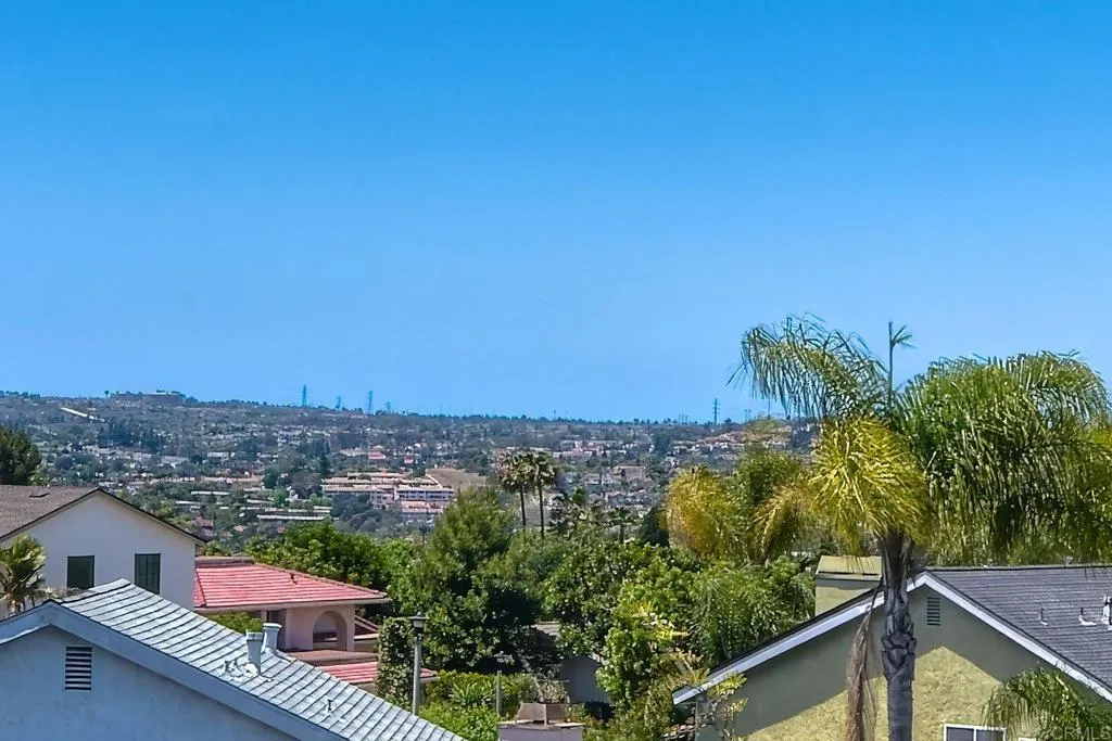 https://cdn.realtyfeed.com/cdn/127/306724974/b390102a1a74a91e24c08369b9c1d07c.webp