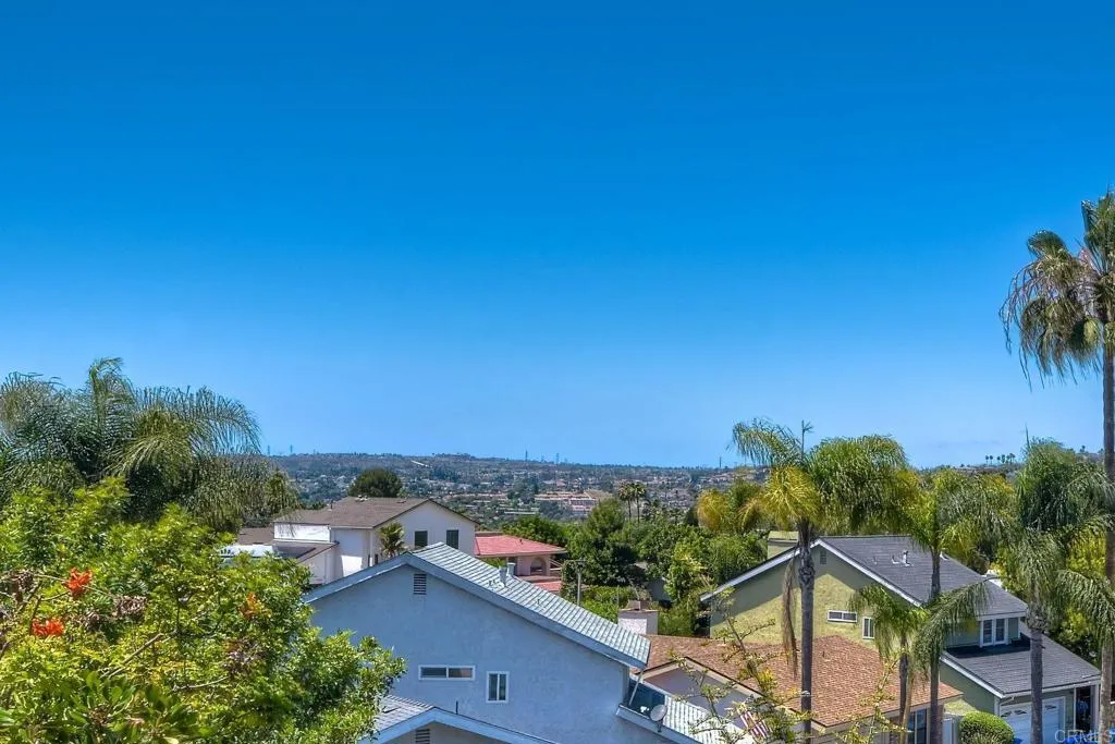 https://cdn.realtyfeed.com/cdn/127/306724974/cafebed6ebbfdacb17e64e3e3ced86d4.webp
