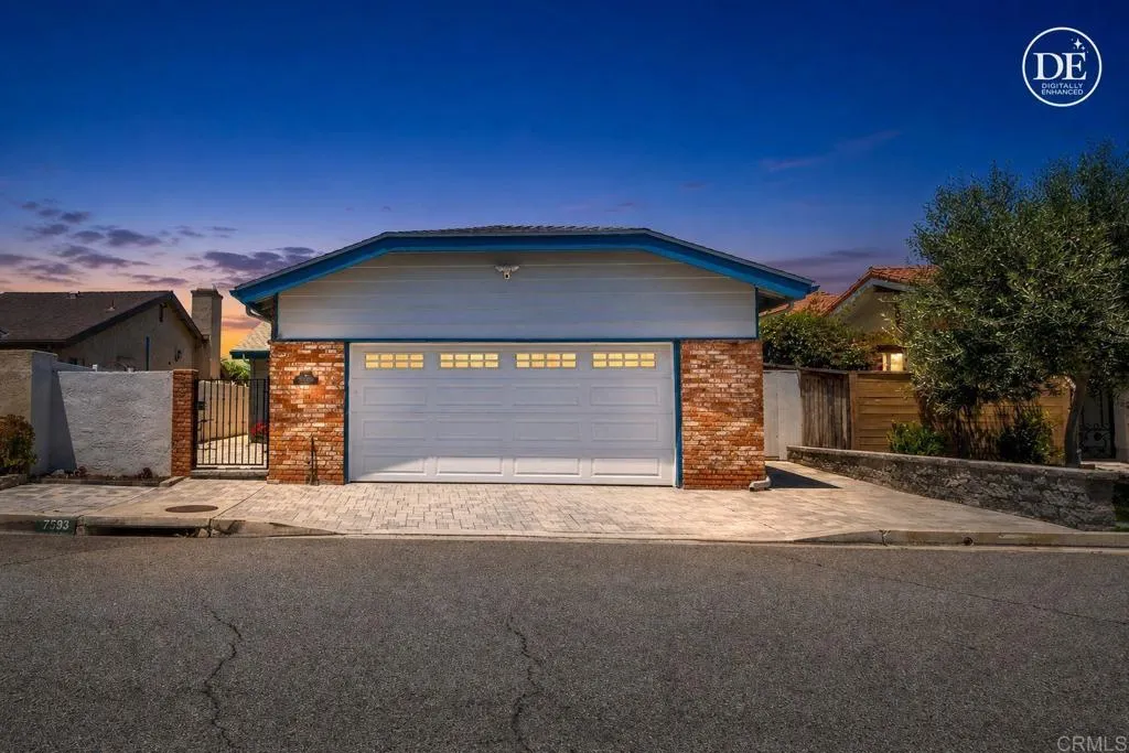 https://cdn.realtyfeed.com/cdn/127/306724974/dd1b056f9c4b7f068212da1e9f636bf4.webp