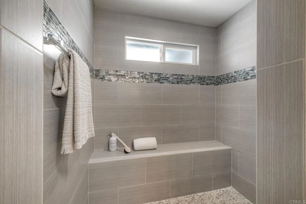 https://cdn.realtyfeed.com/cdn/127/306724974/df7525428dd32a86f062506cc3367662.webp