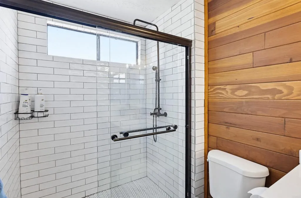 https://cdn.realtyfeed.com/cdn/127/306724984/267c7afc800e977752bab021599ce7ba.webp