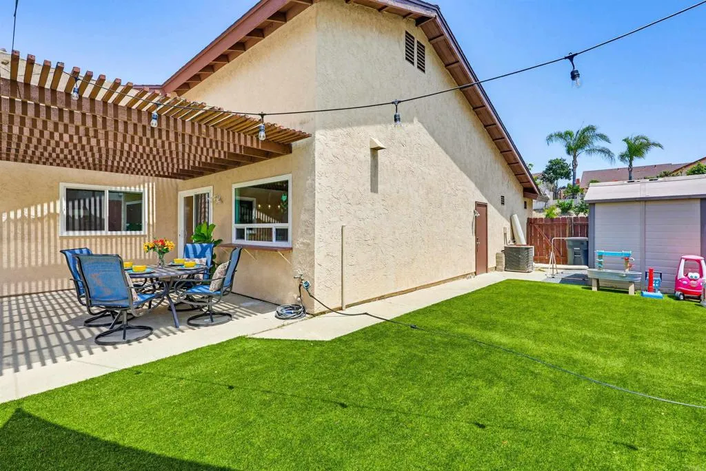 https://cdn.realtyfeed.com/cdn/127/306724984/89b7948800066c67ae555bef5760e482.webp