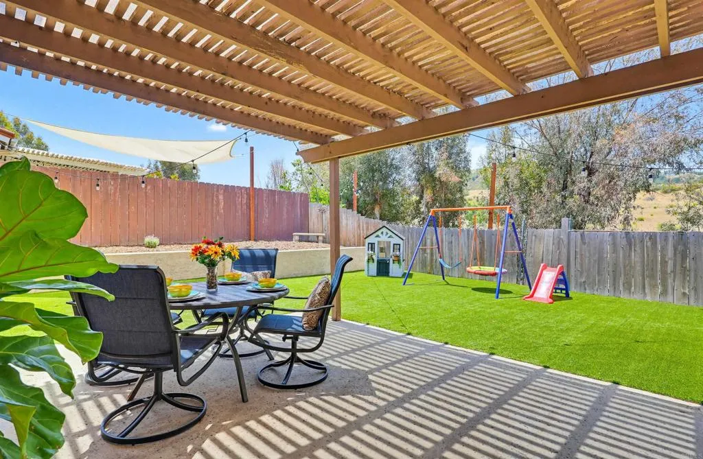 https://cdn.realtyfeed.com/cdn/127/306724984/c310e4d81ac1e1229b05bac947c9ccdf.webp