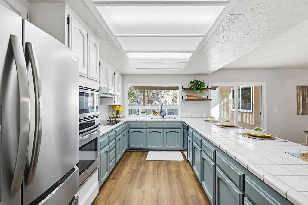 https://cdn.realtyfeed.com/cdn/127/306724984/c9aaea2f288230251b864cb70500fee1.webp