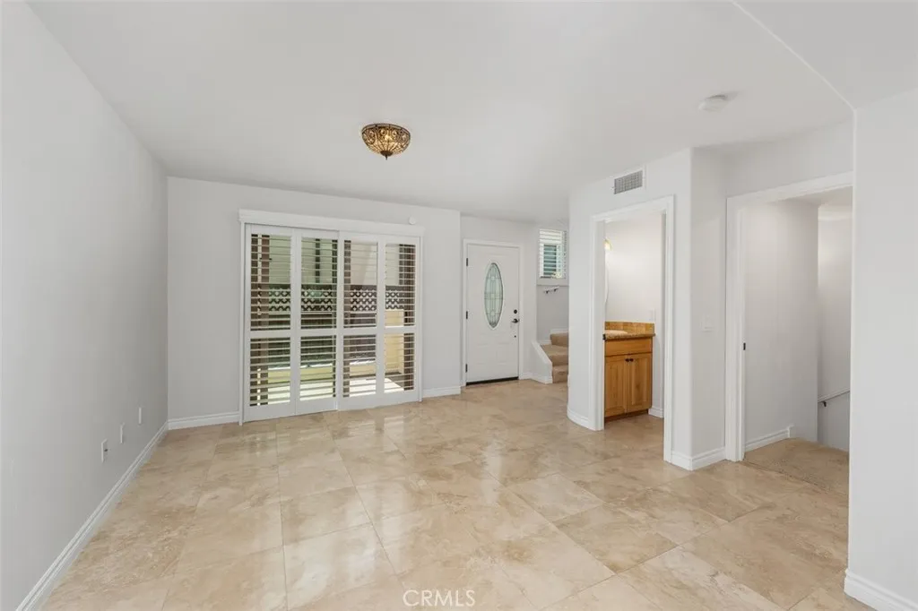 Photo #7: OC26111365 Listing: Photo #7