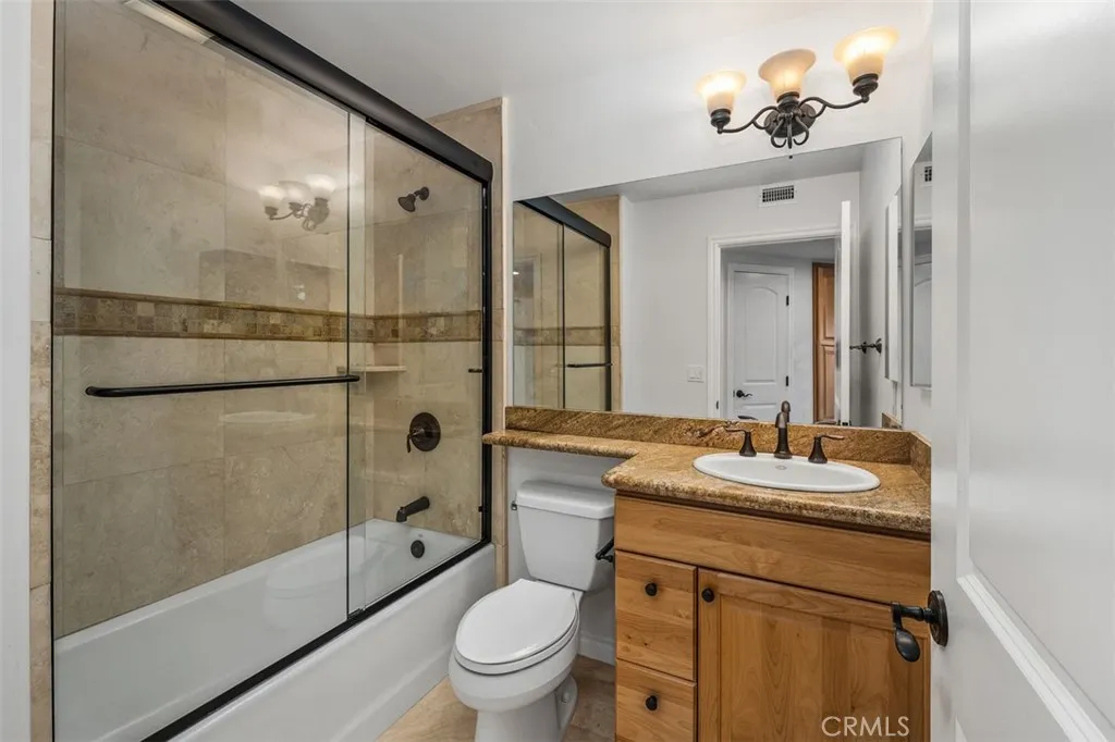 Photo #24: OC26111365 Listing: Photo #24