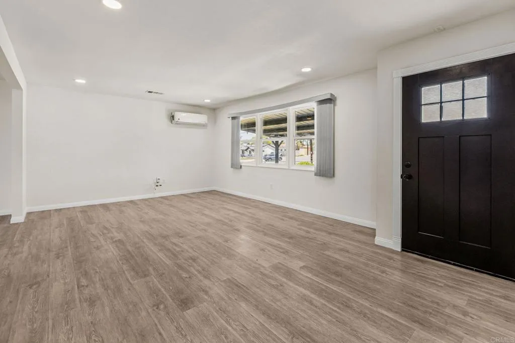 https://cdn.realtyfeed.com/cdn/127/306724996/b67a4b79ab4e97c811ba3bb78e18e7cb.webp