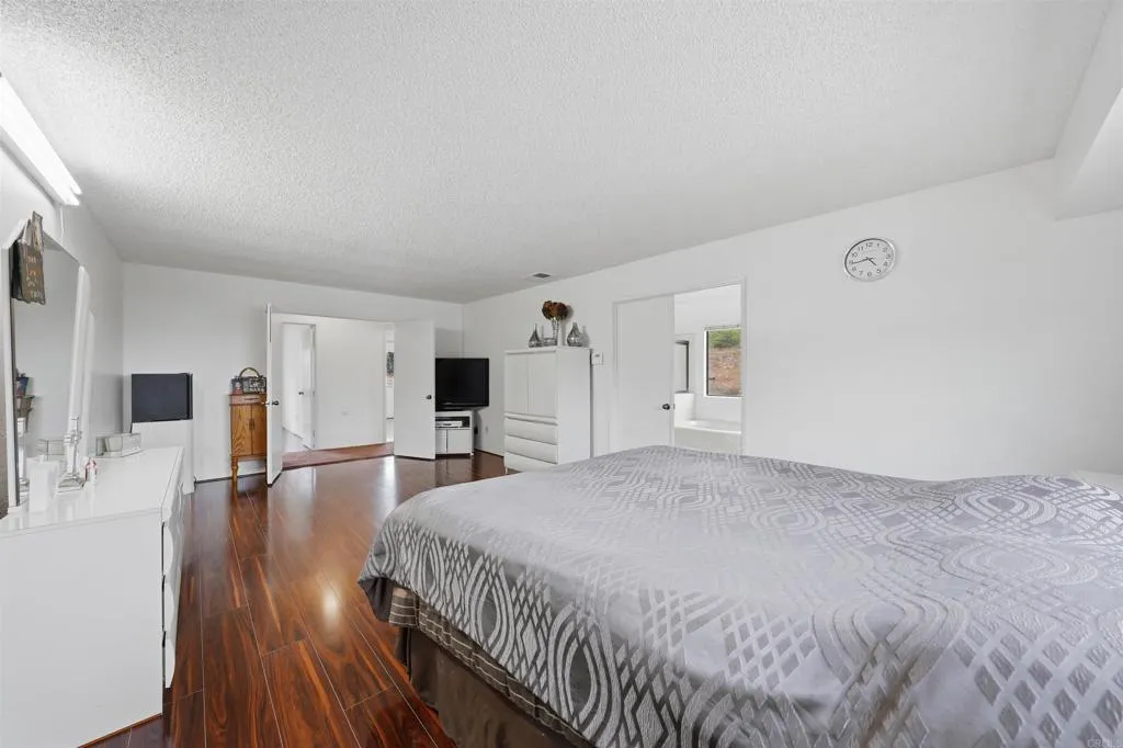 https://cdn.realtyfeed.com/cdn/127/306725042/1a8f0930ed90ebce931daa5970aaa24a.webp