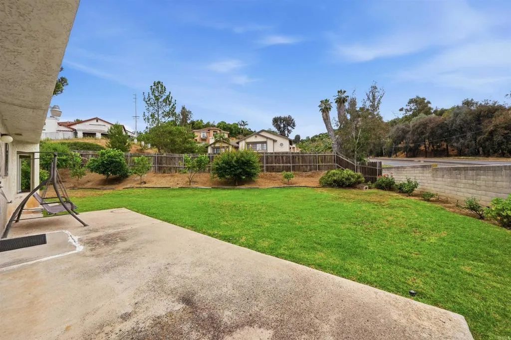 https://cdn.realtyfeed.com/cdn/127/306725042/4f2930b6afc61bf4018d037fcc739131.webp