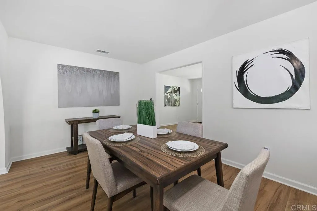 https://cdn.realtyfeed.com/cdn/127/306725124/2c61e08606d9ae1e63428408b8eb7881.webp