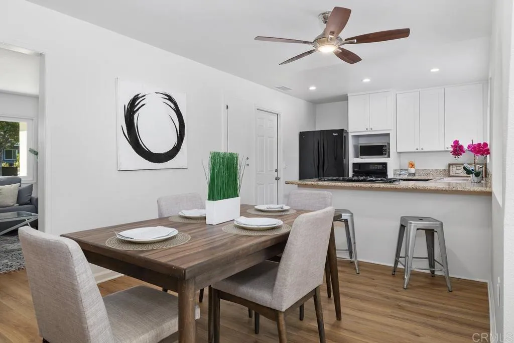 https://cdn.realtyfeed.com/cdn/127/306725124/4b587c90605f4659c1af50cf8c67b4d4.webp