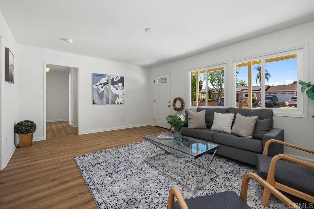 https://cdn.realtyfeed.com/cdn/127/306725124/8fb9395c155b705c83de7032f64c358c.webp