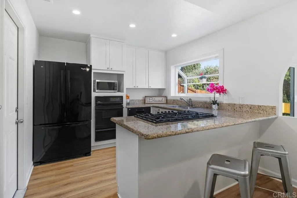 https://cdn.realtyfeed.com/cdn/127/306725124/b5f741b57ea13f56e8f46f3b73c974d3.webp