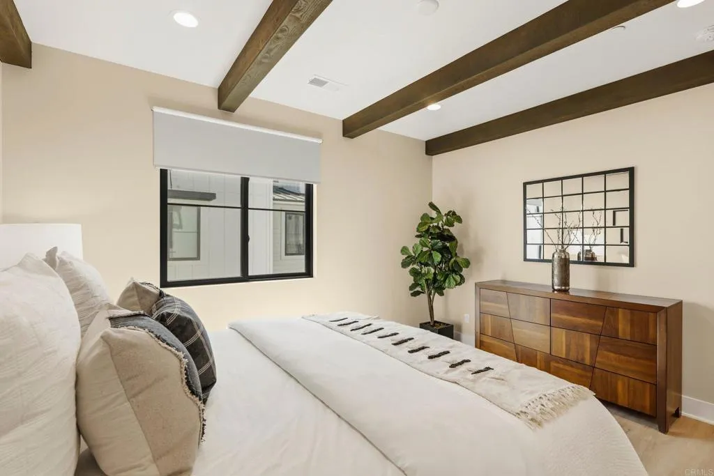 https://cdn.realtyfeed.com/cdn/127/306725126/02986b58c8ea291a624b73250fbf296a.webp