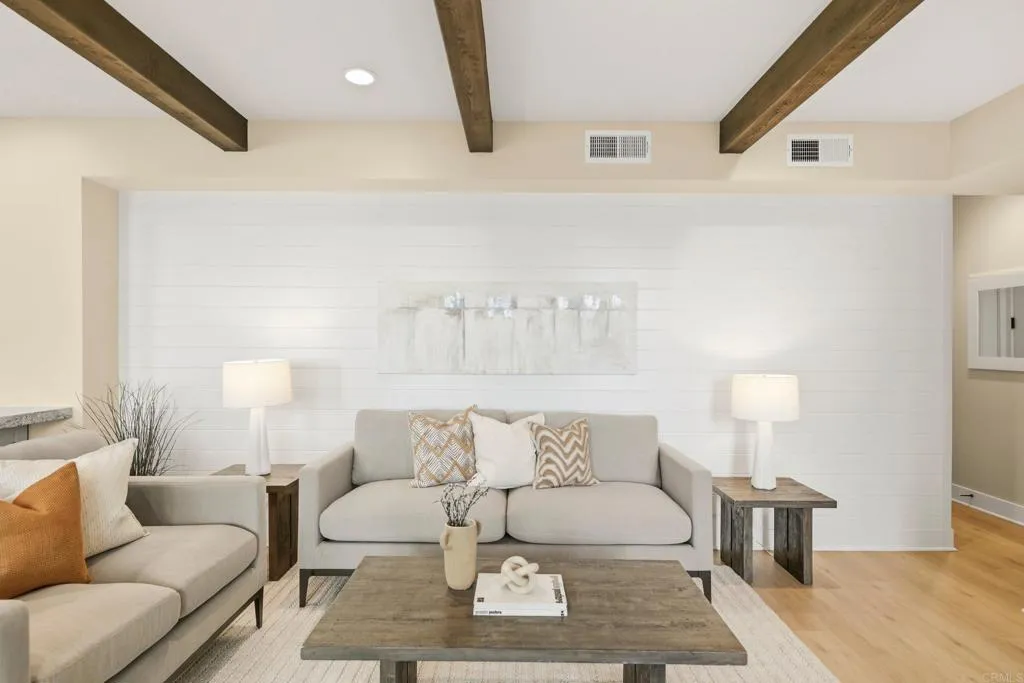 https://cdn.realtyfeed.com/cdn/127/306725126/0ea30952b17ea951a66771de6ae33283.webp