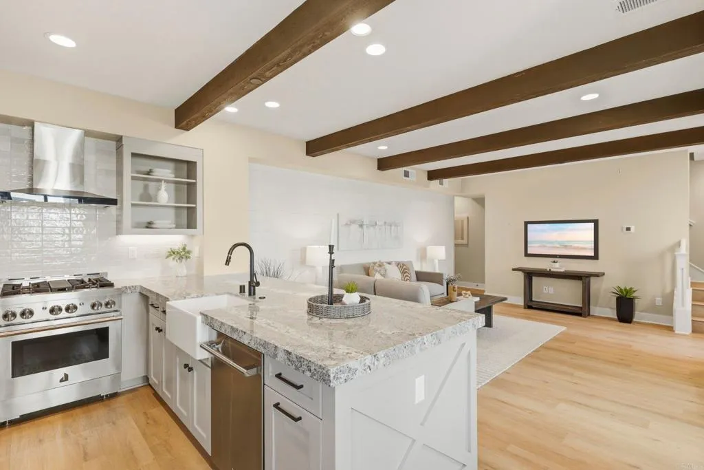 https://cdn.realtyfeed.com/cdn/127/306725126/1cd83580e524e67f10bcb0992d4e23a0.webp
