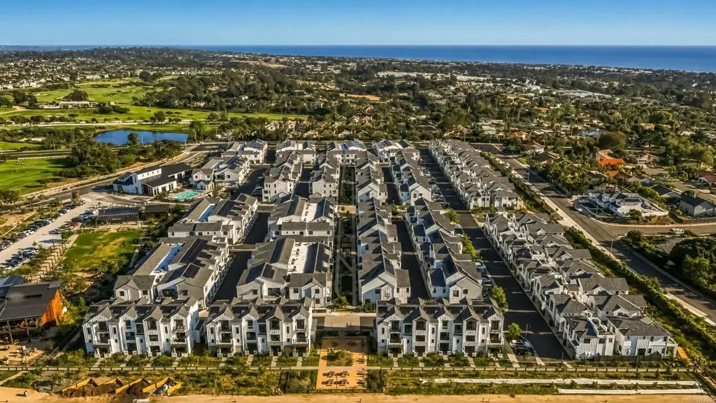 https://cdn.realtyfeed.com/cdn/127/306725126/f2597ff782e14fec071cd79d1e5c8e4b.webp