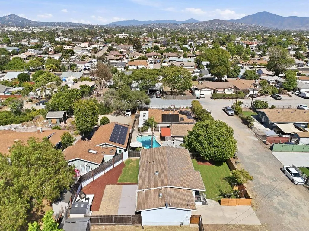 https://cdn.realtyfeed.com/cdn/127/306725140/62619dbfdc118451ee5e6cdb3fb3d2ee.webp