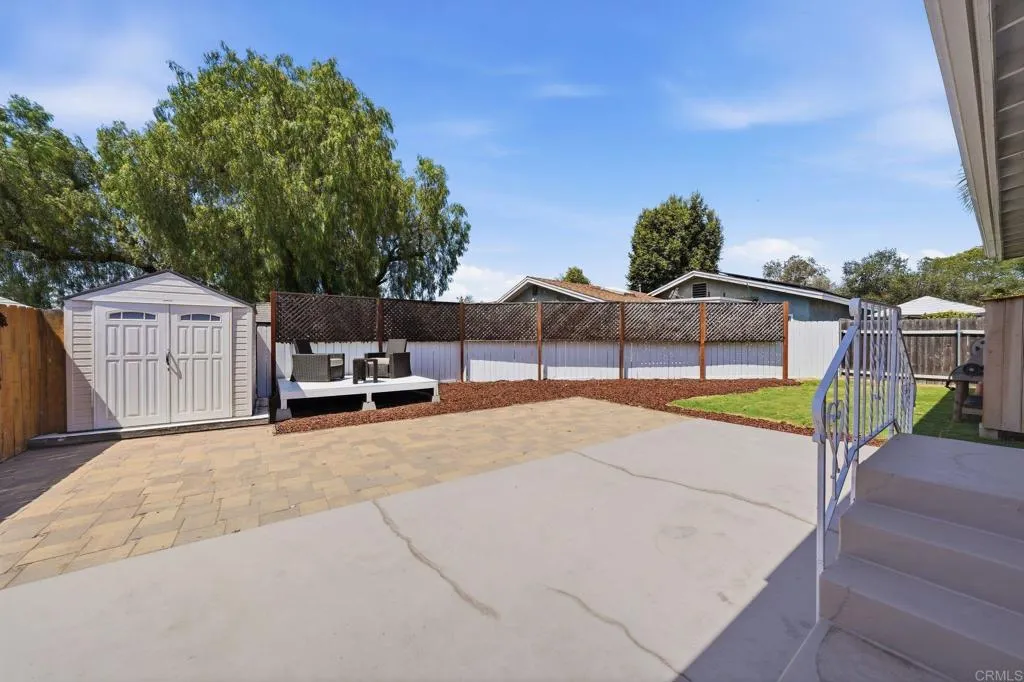 https://cdn.realtyfeed.com/cdn/127/306725140/6a2928f5f628cd1757ef1deea404ba41.webp