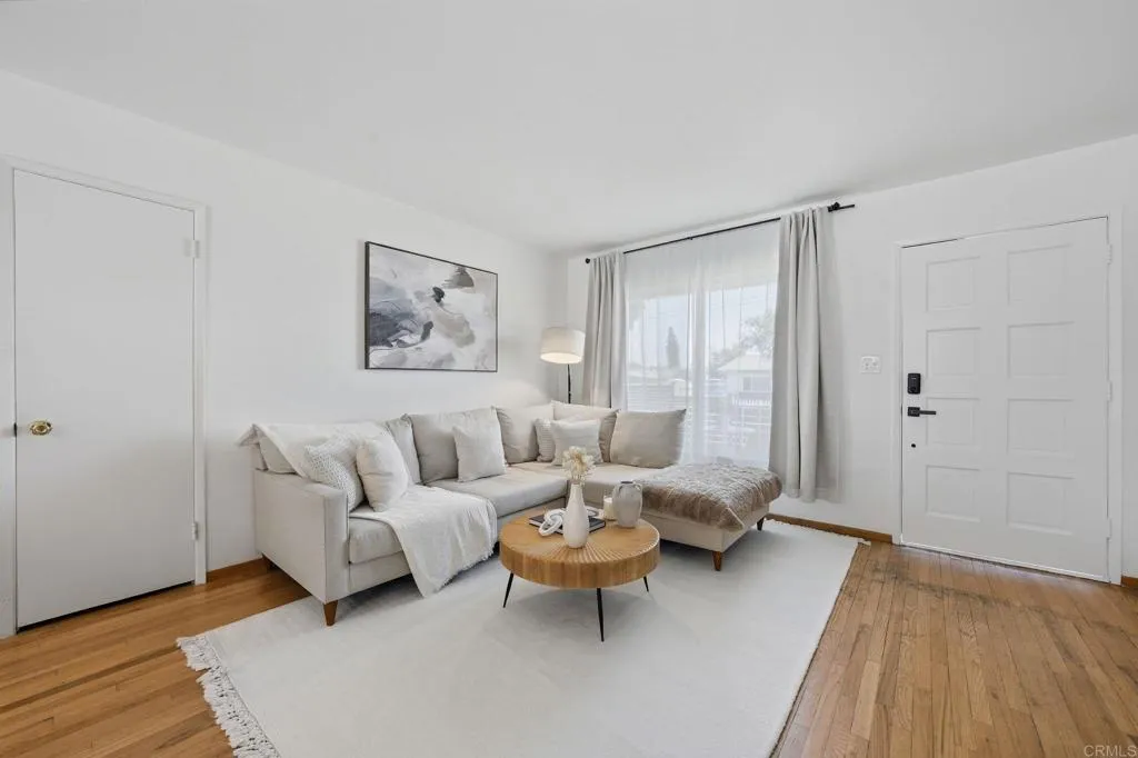 https://cdn.realtyfeed.com/cdn/127/306725140/a75cb6c37231ea2fd6a94acfc00d719d.webp