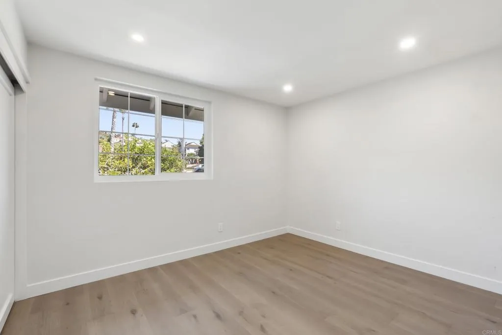 https://cdn.realtyfeed.com/cdn/127/306725168/50cdb349ab98409b97de11aa2f3dcf9f.webp