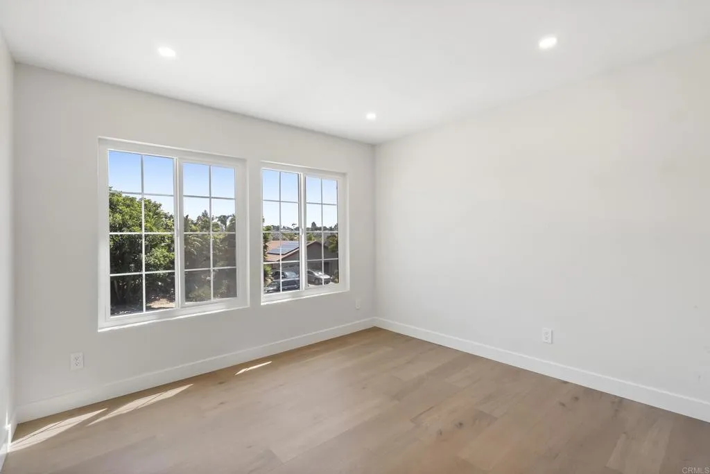 https://cdn.realtyfeed.com/cdn/127/306725168/e88c0b95288743162e30addb6635b8a5.webp