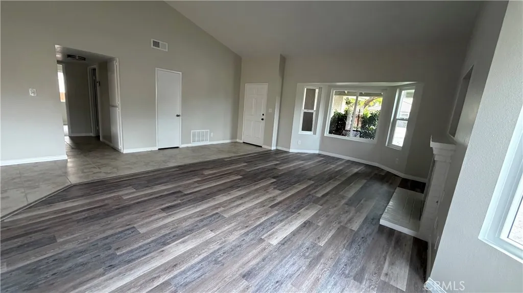 https://cdn.realtyfeed.com/cdn/127/306725191/1f00bf3eb8c89164222530d43078732a.webp