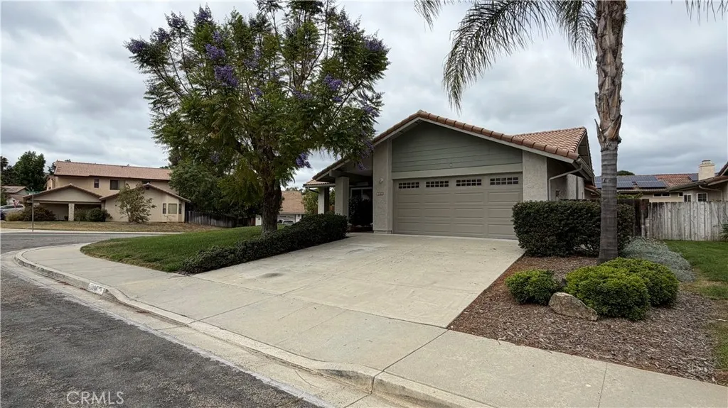 https://cdn.realtyfeed.com/cdn/127/306725191/45b012e51782198ee0bbcfdf75a733b0.webp