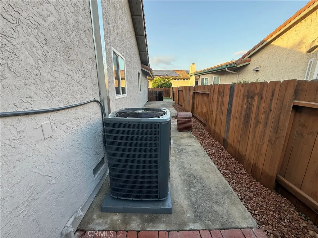 https://cdn.realtyfeed.com/cdn/127/306725191/e4a7a0ed89fa4969f951aade6d992e60.webp