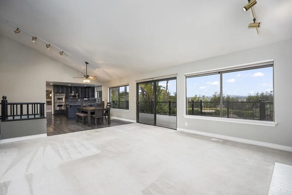 https://cdn.realtyfeed.com/cdn/127/306725245/09081280fa16dd9c2b8911aa4ed6b240.webp