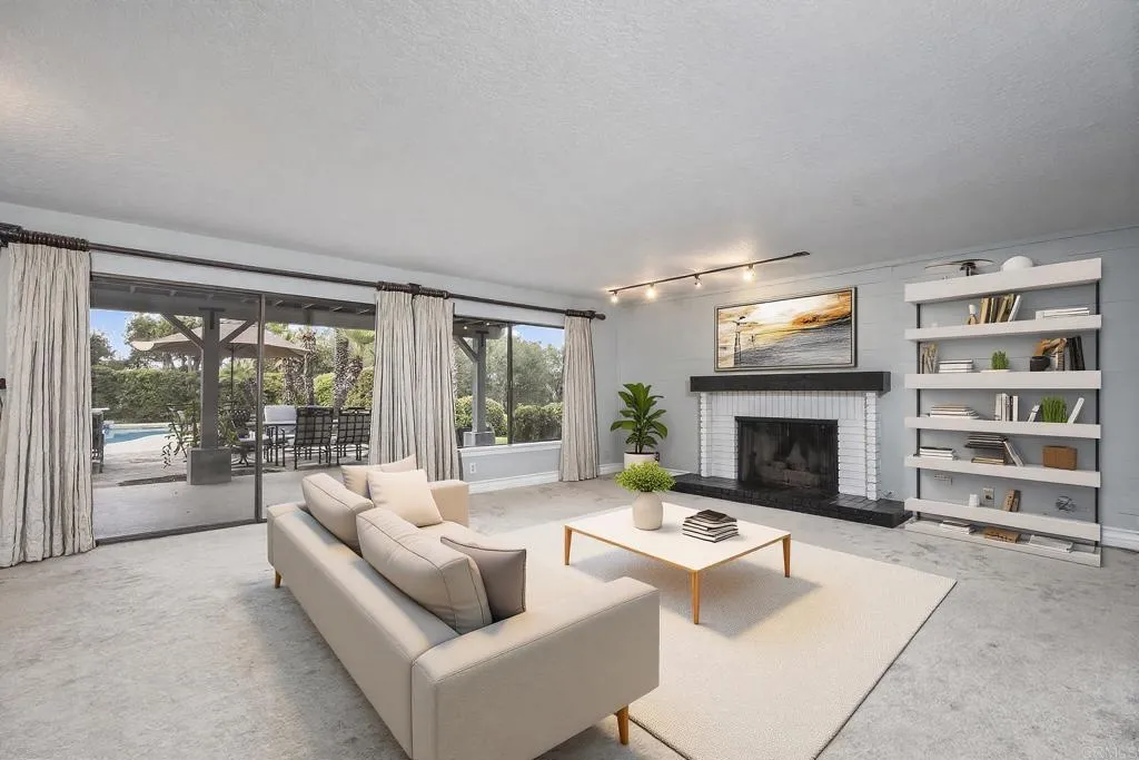 https://cdn.realtyfeed.com/cdn/127/306725245/5026d8c1c95d0744db785a966153f435.webp